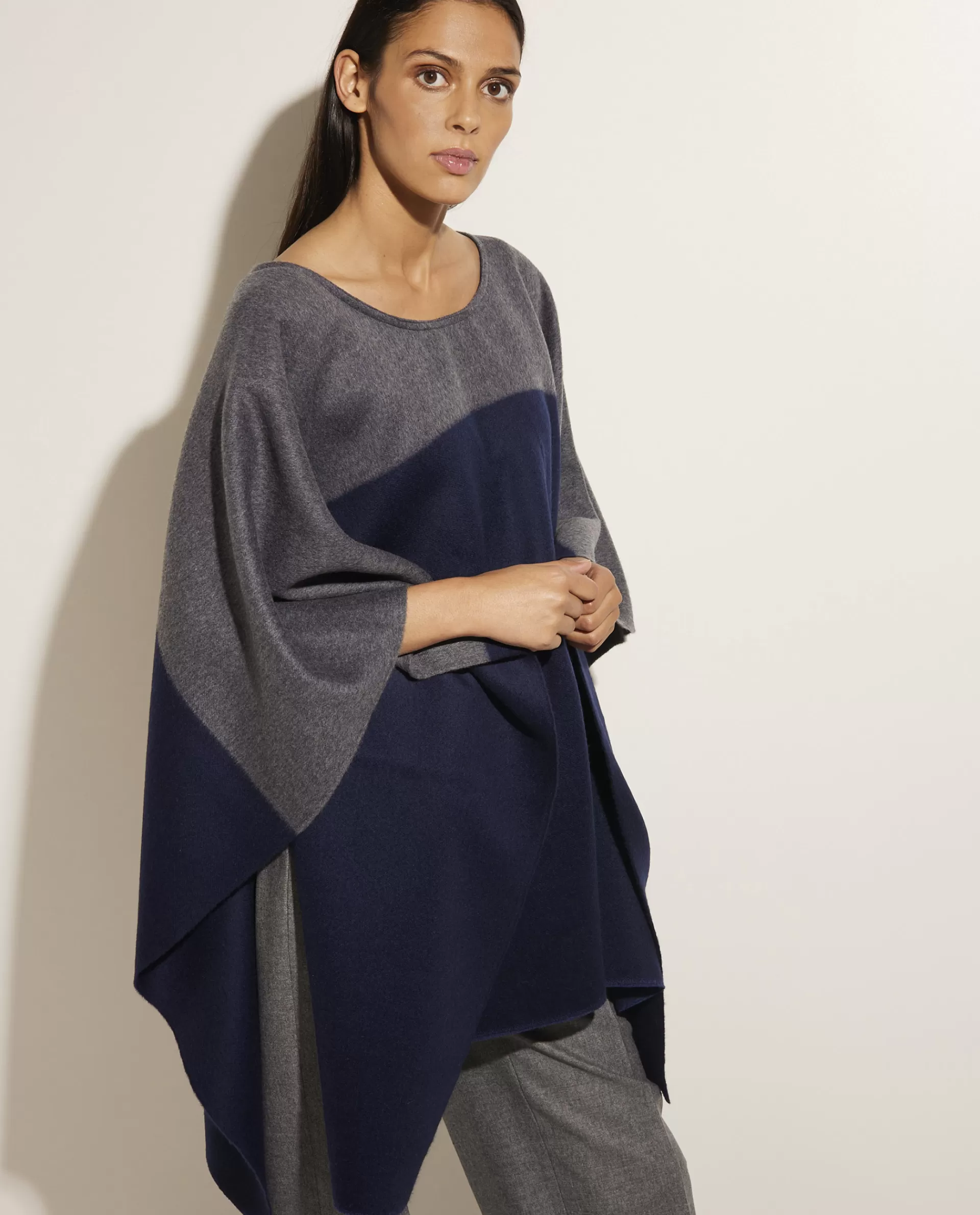 Flash Sale Wollen Poncho Vrouwen Knitwear